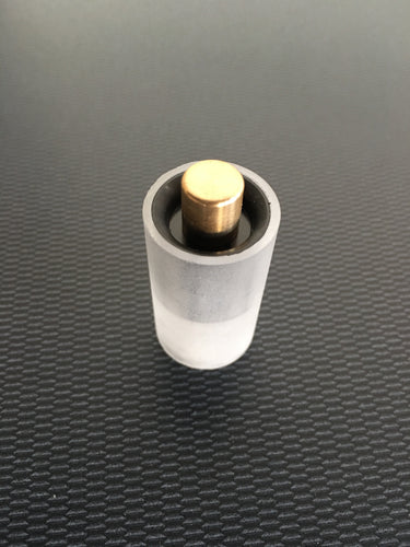 Graflex blade plug
