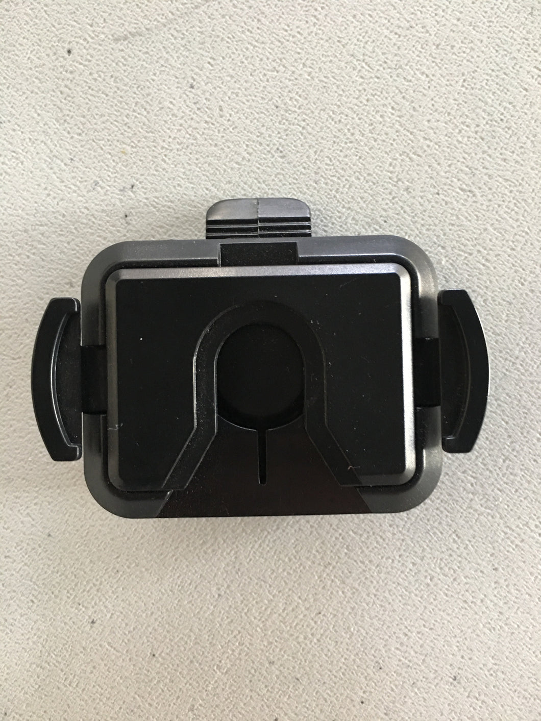 Belt clip for sabers